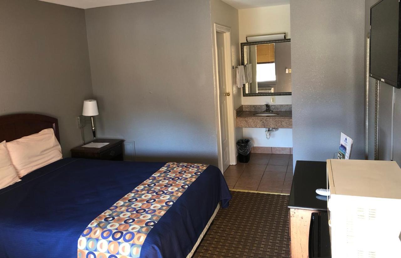 Americas Best Value Inn-Princess Anne Екстер'єр фото